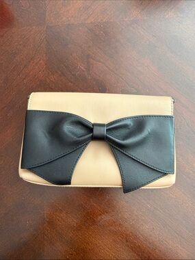 kate spade Beige and Black Bow Wristlet Clutch